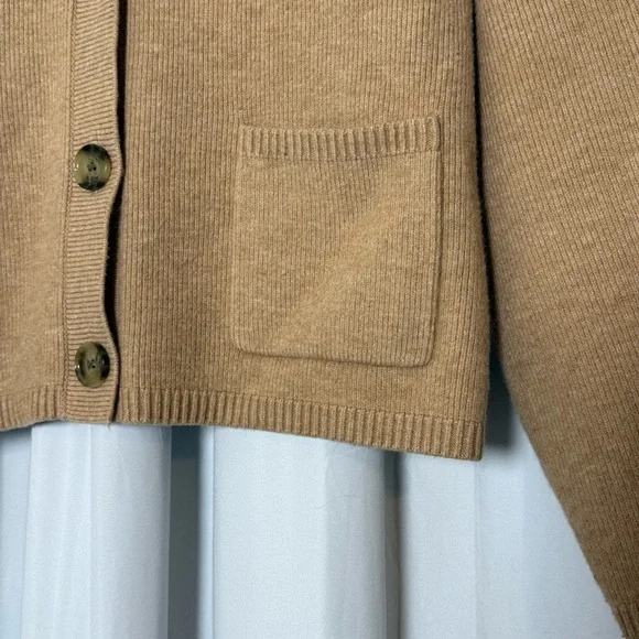LOFT Waist Patch Pocket Cardigan Button Front Sweater Camel Womens Medium - Picture 6 of 11